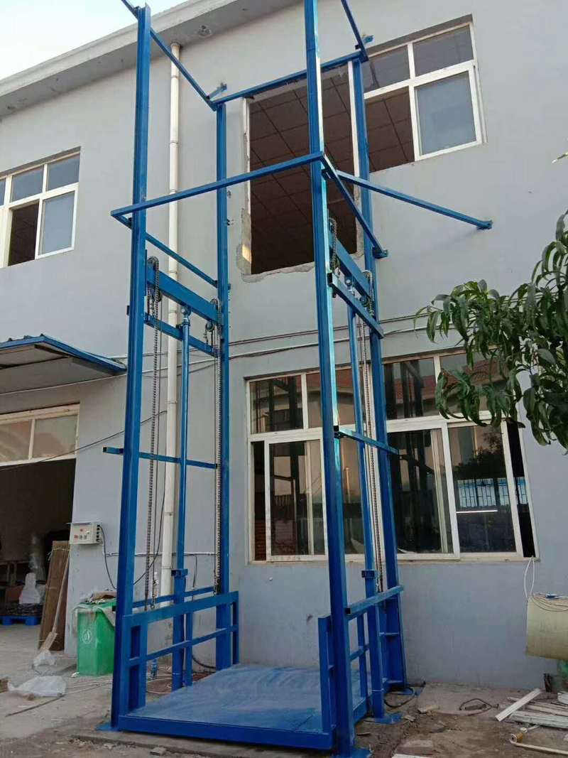 西藏简易小型货梯